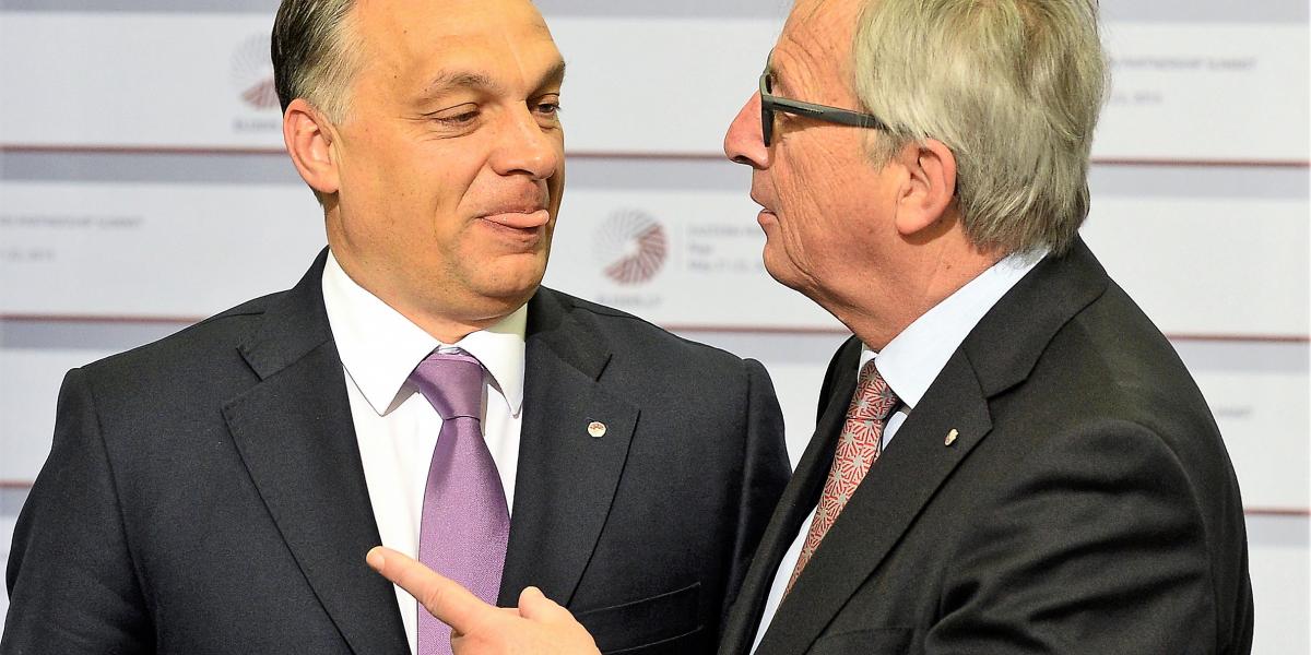 Orbán Viktor és Jean-Claude Juncker egy 2015-ös, rigai találkozón