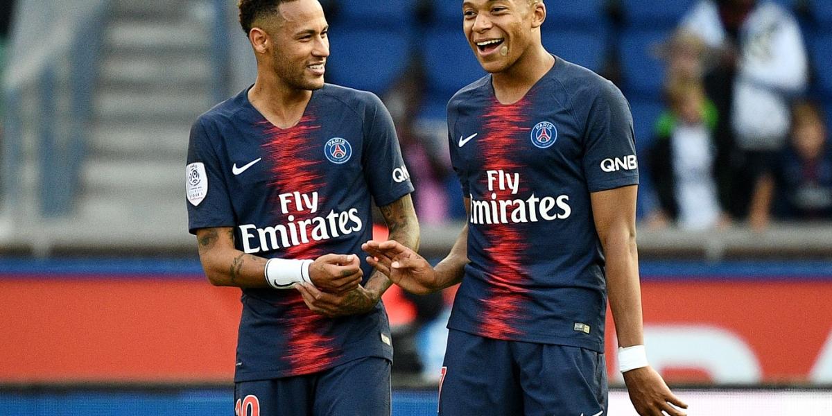 Neymarért és Mbappéért több mint 400 milliót fizetett a PSG