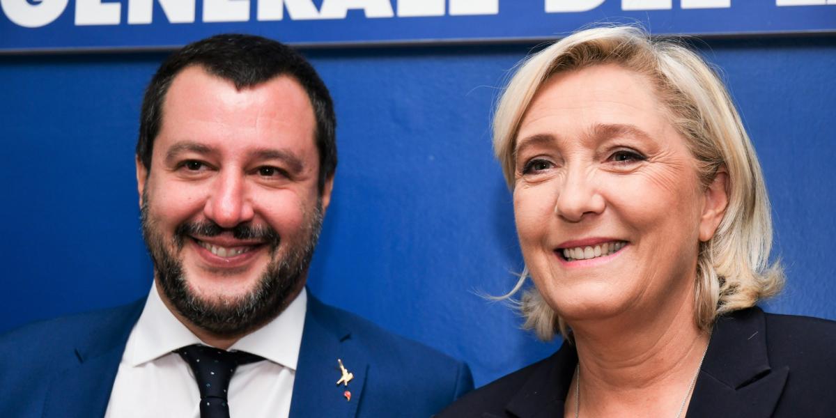 Salvini a közelmúltban tárgyalt Marine Le Pennel, francia elvbarátjával