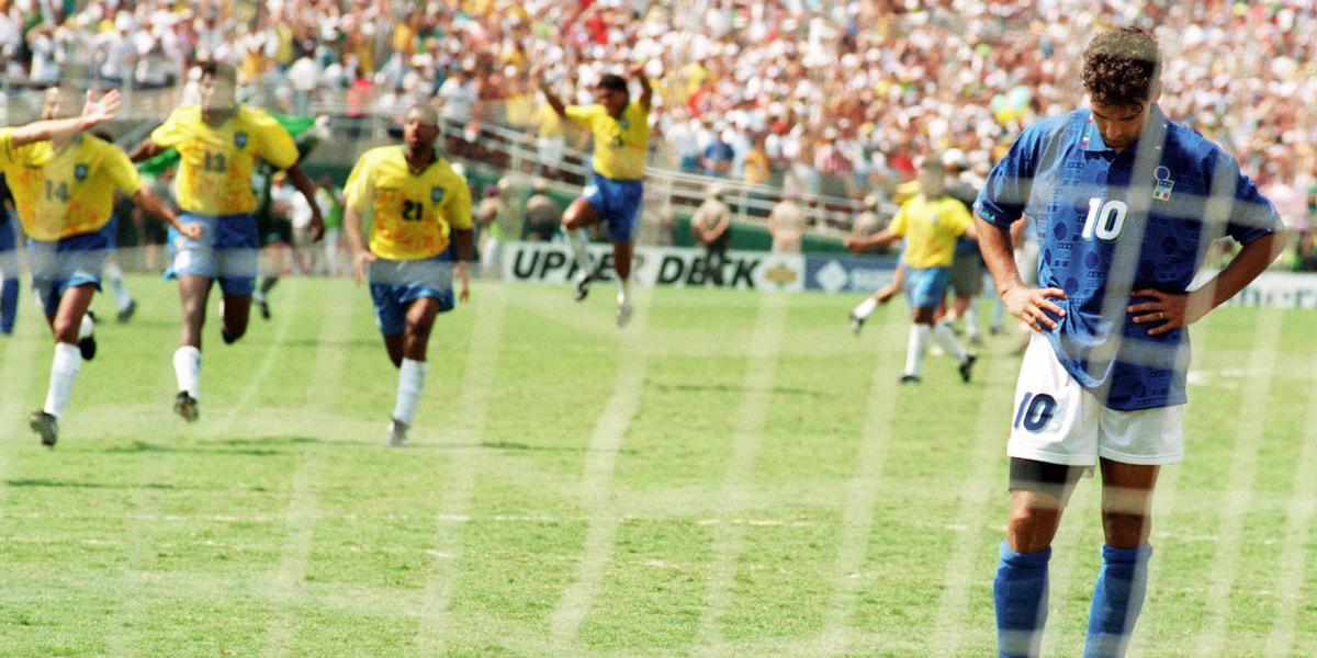 Roberto Baggio drámája. A mai napig is azt fújja az olasz csatárról mindenki, hogy kihagyta a büntetőt a brazilok ellen az 1994-es vébé döntőjében