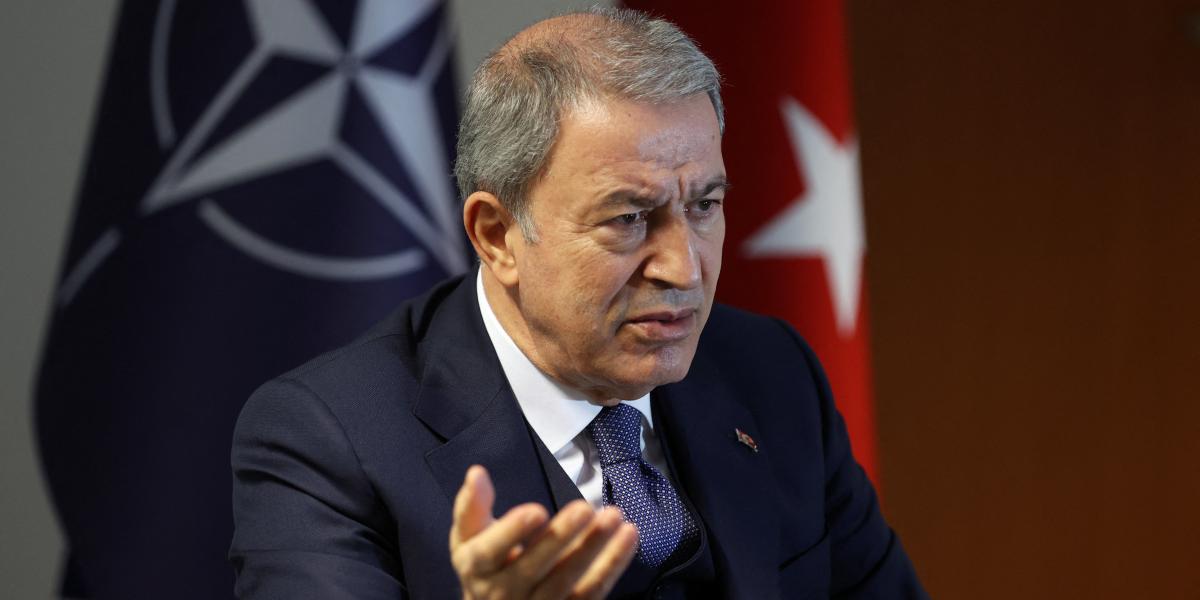 Hulusi Akar 