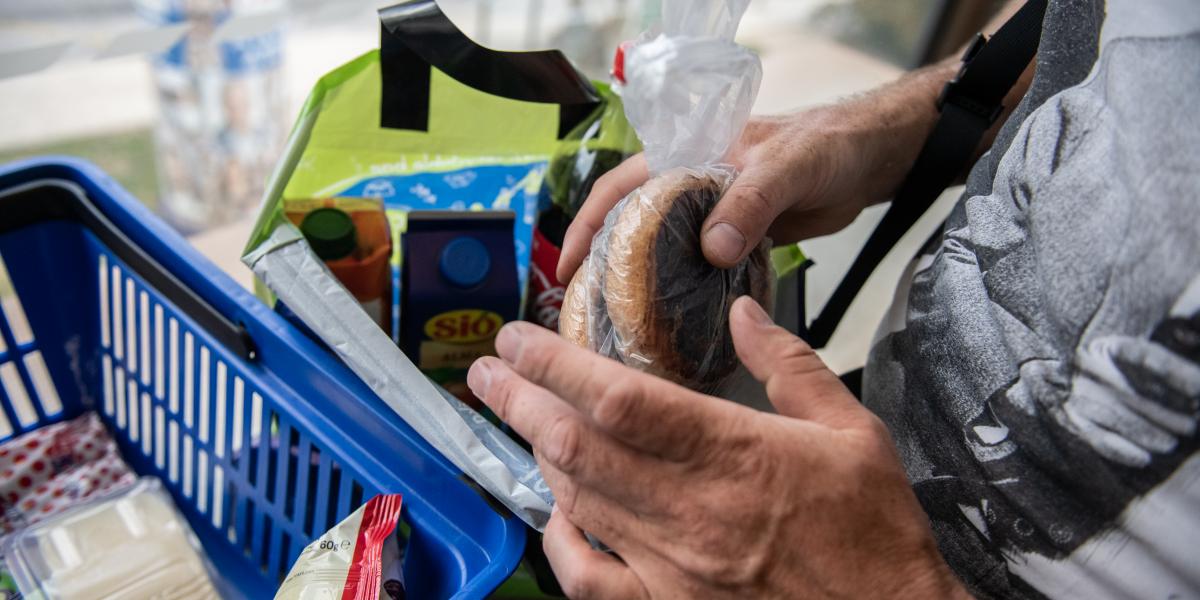 A tavalyi áremelkedések áthúzódó hatásai miatt lassan mérséklődik az infláció