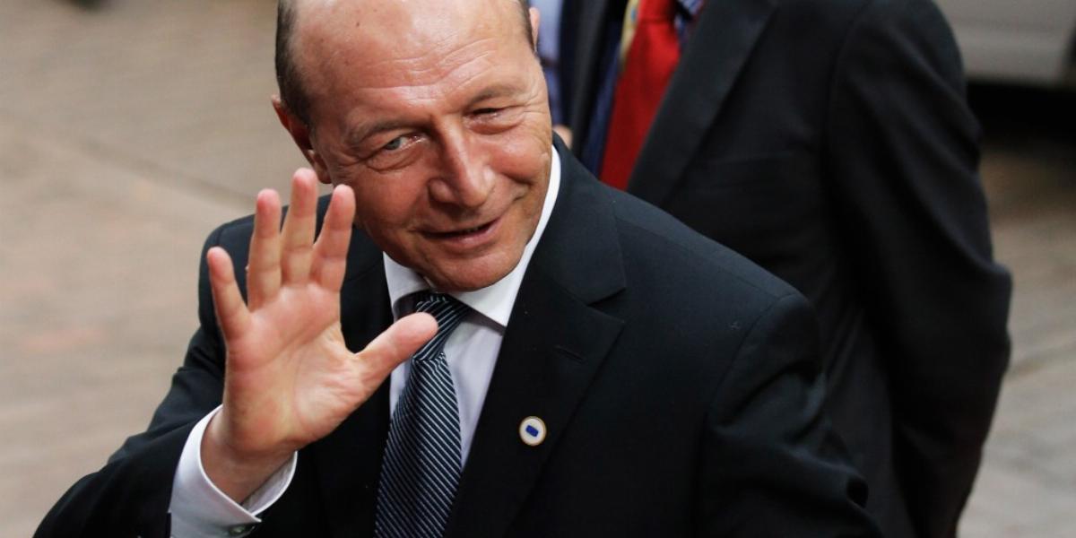 Basescu tíz év után, decemberben adja át a Cotroceni-palotát FOTÓ: EUROPRESS/GETTY IMAGES/DEAN MOUHTAROPOULOS