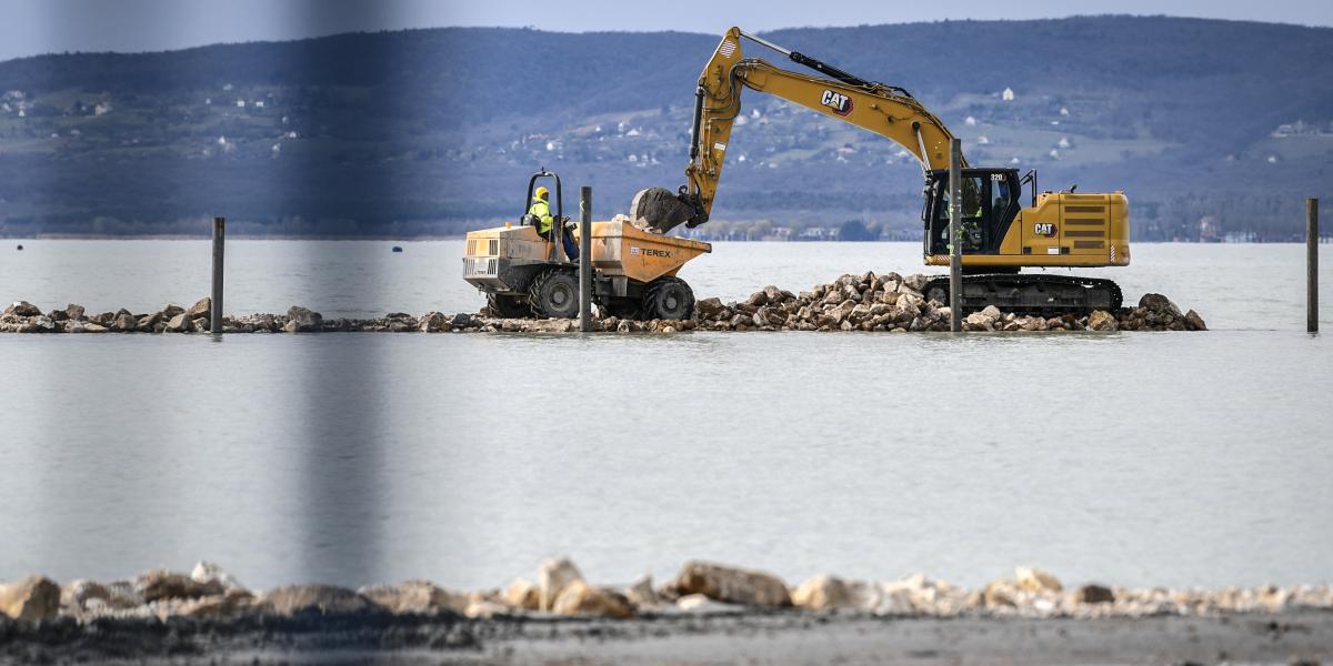 Az eredeti építési engedély nem érvényes, a létesítmény mégis készül