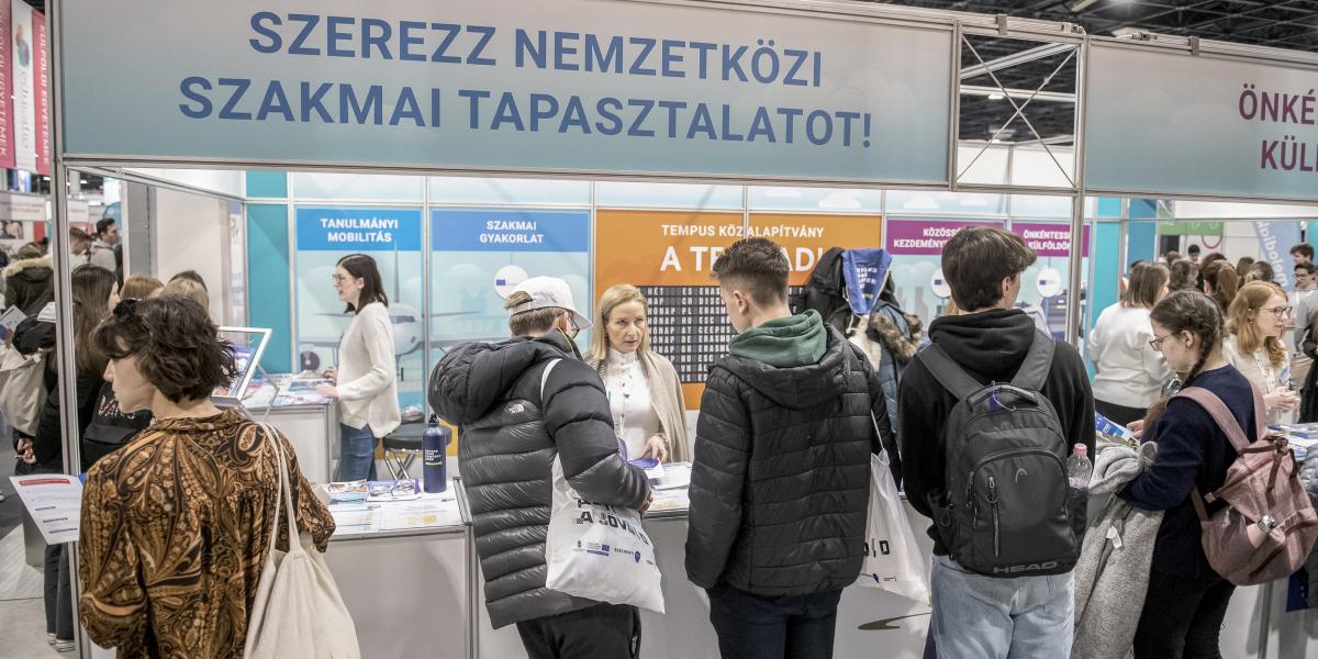 Erasmus nélkül a diákok családjainak kell finanszírozni a külföldi tanulást