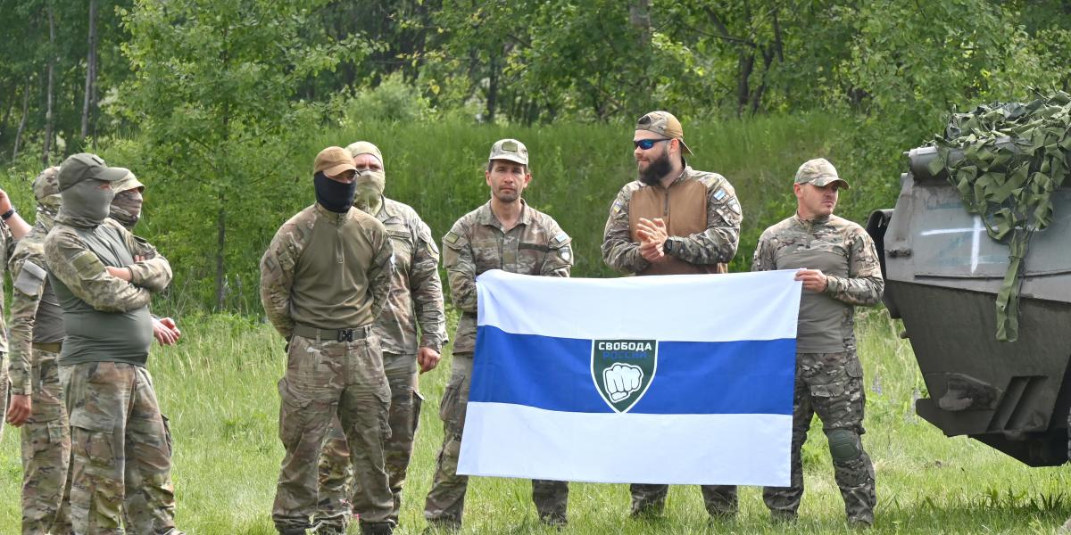 Az ellenzéki fegyveresek azt remélik, a Krím elleni harcok idején jöhet el az ő idejük