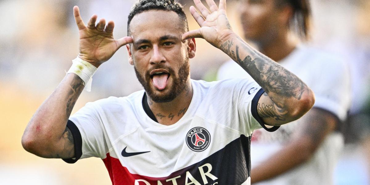 Neymar augusztus elején a PSG egyik barátságos mérkőzésén. Már sejthetett valamit az átigazolásról