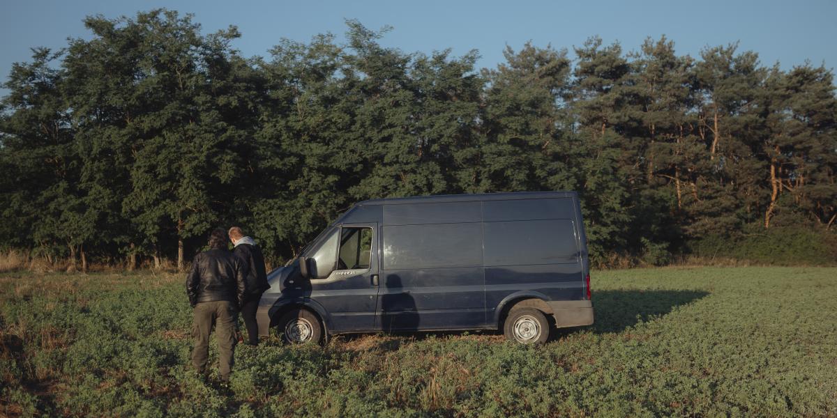 Embercsempész-furgon a szlovák zöldhatáron