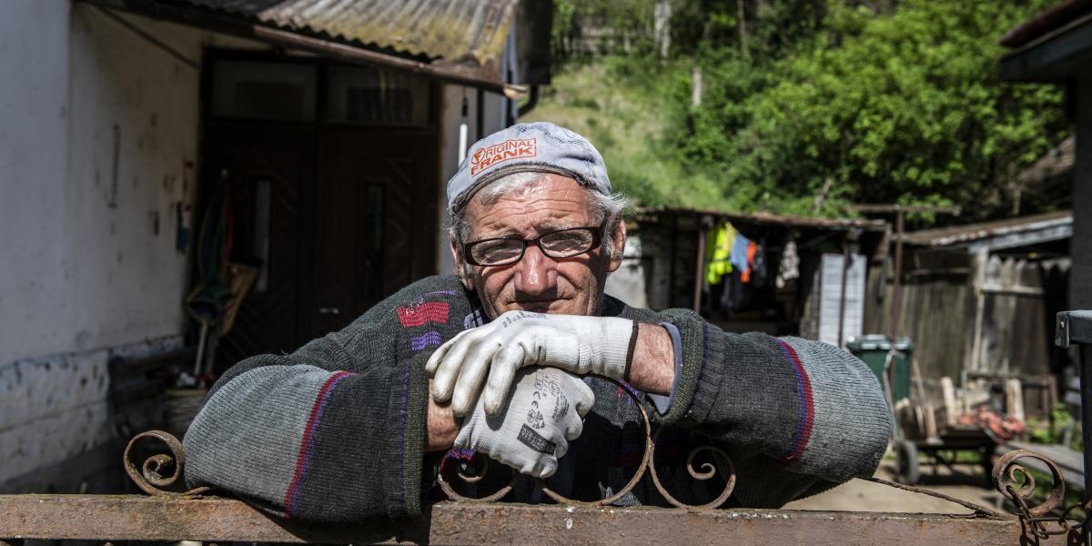 Sok buktató van a folyamatban, ezért az időseknek érdemes körültekintően eljárniuk. Az pedig szerencse kérdése, hogy végül ki „jár jól”