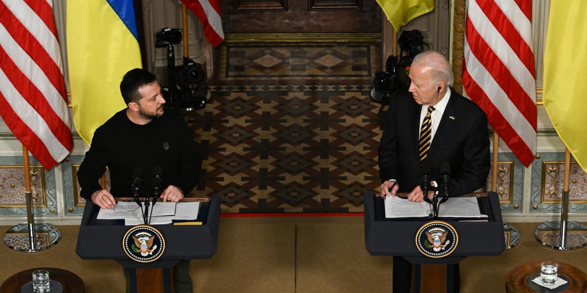 Zelenszkij és Biden. Ukrajna támogatása még kérdéses