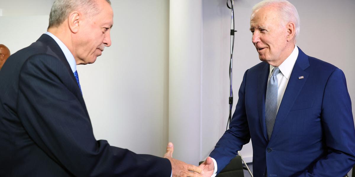 Erdogan-Biden találkozó 2023. július 11-én Vilniusban