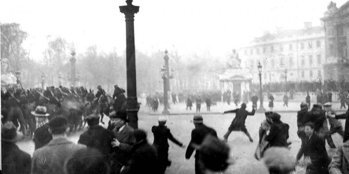 A köztársaság megdöntésének, a demokratikus intézményeket fenyegető veszélynek a szimbóluma lett 1934. február 6.