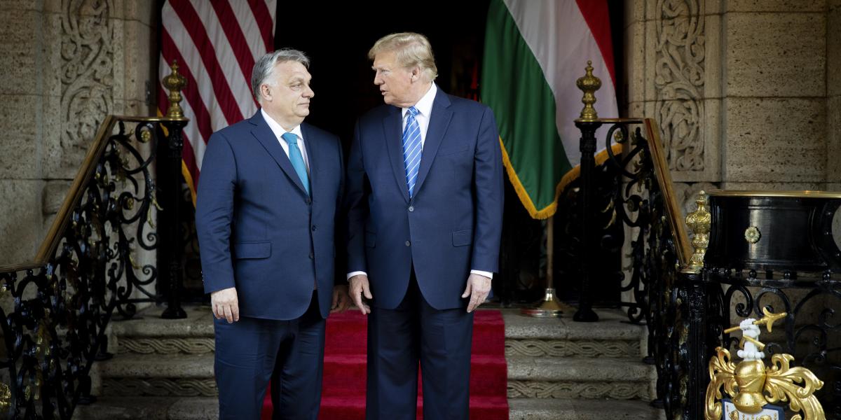 Orbán Viktor kormányfő és Donald Trump korábbi amerikai elnök Trump floridai rezidenciáján, Mar-a-Lagóban