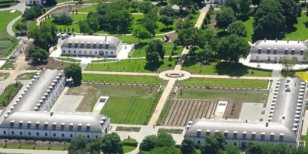 Becslések szerint eddig tízmilliárdnál is többe került a hatvanpusztai birtok