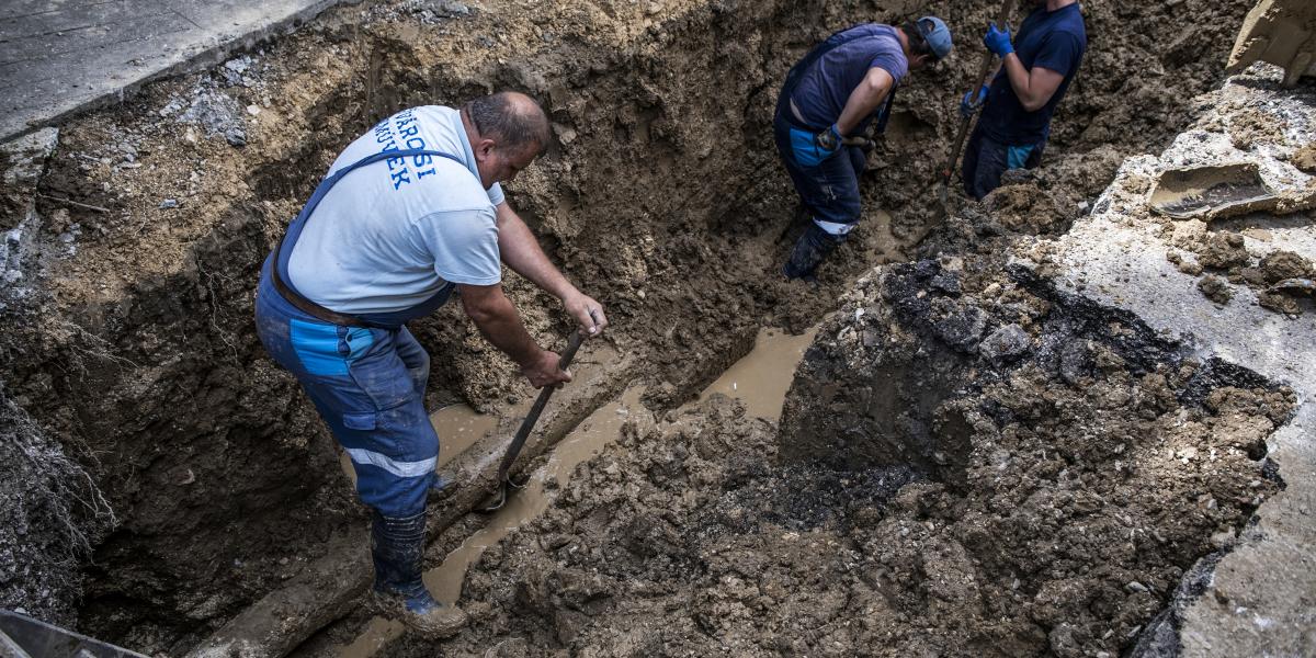 Budapest alatt 5000 kilométernyi csőhálózat tekereg, amelynek 20 százaléka kritikus állapotú