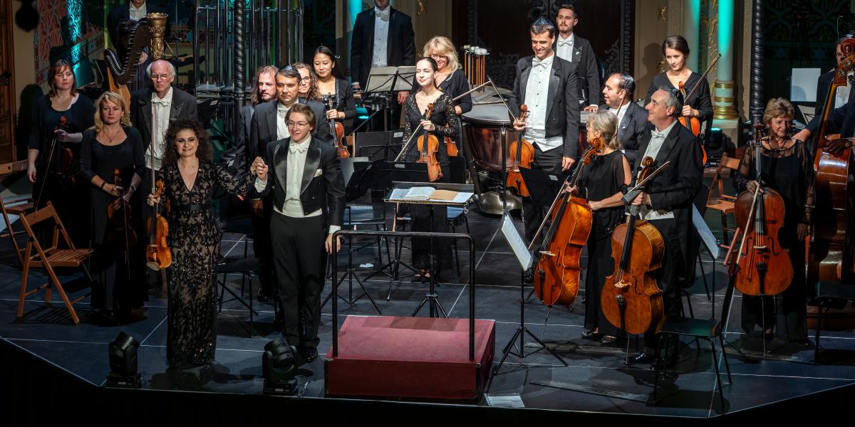 Korcsolán Orsolya, Sugár Nátán és a MÁV Szimfonikusok. Aki nem látható a képen, pedig itt volt: Leonard Bernstein