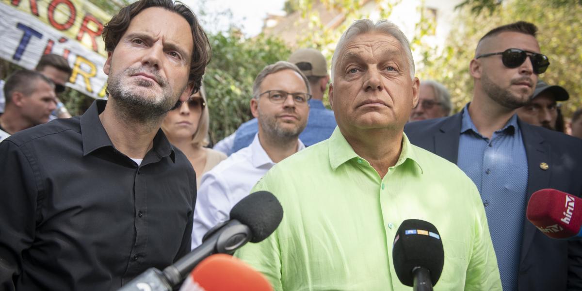 Orbán Viktor és Havasi Bertalan (bara) Kötcsén