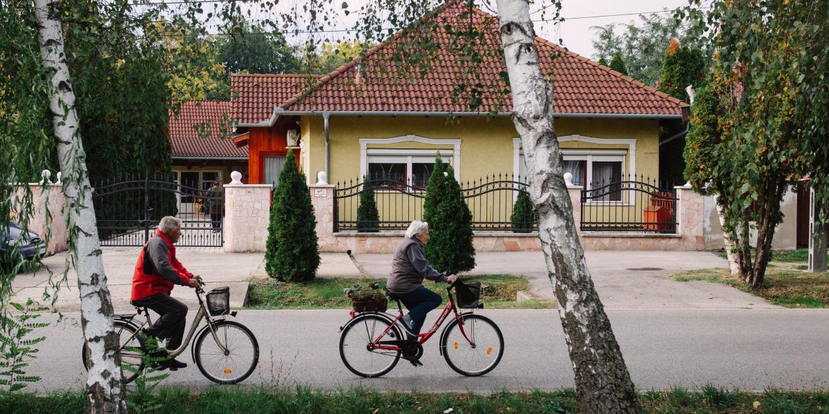 Az idősek vasárnapig mondhatják el, valójában mit gondolnak