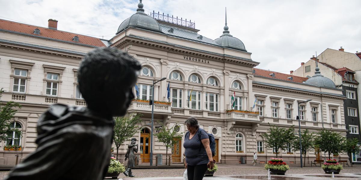 A szolnoki városháza.