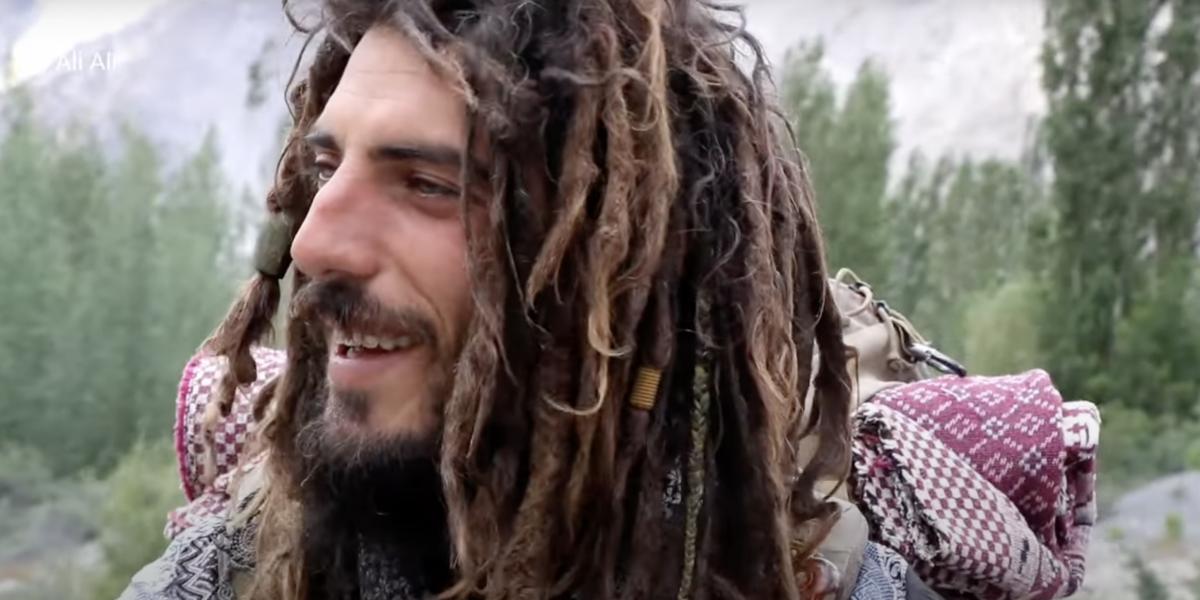 Pons külseje megváltozott, immáron nomád életet él