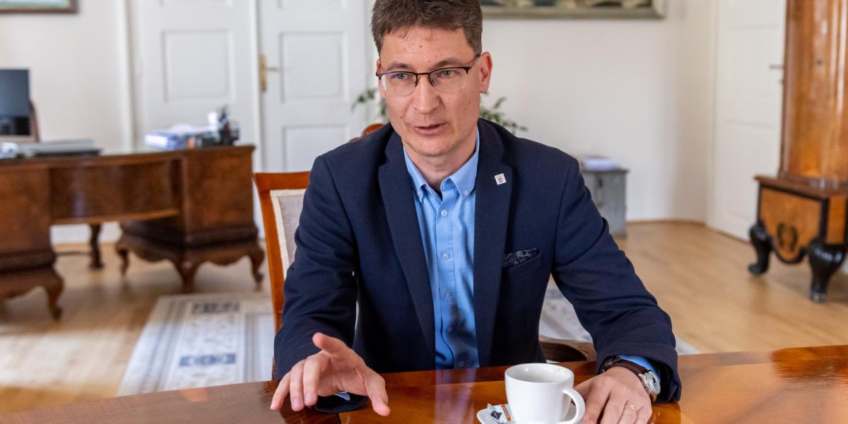 Cser-Palkovics András - Korábbi felvétel 