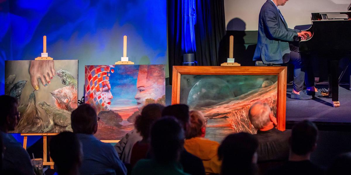 Benda Gábor sorozatán az erre az alkalomra készített képeket eredetiben és kivetítve is bemutatják