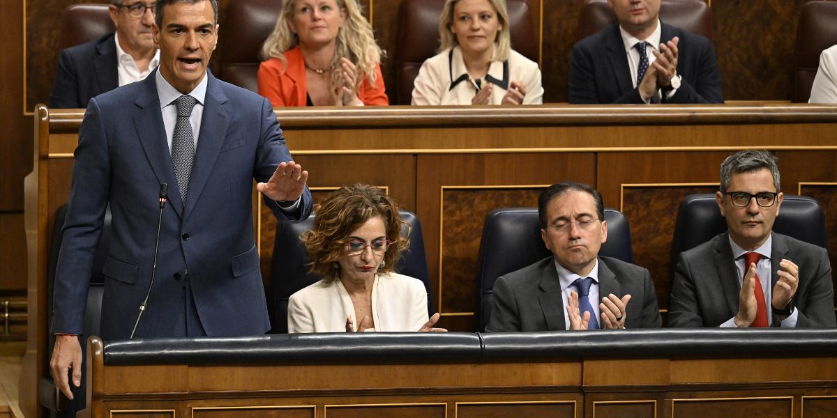 Pedro Sánchez egyelőre nem enged