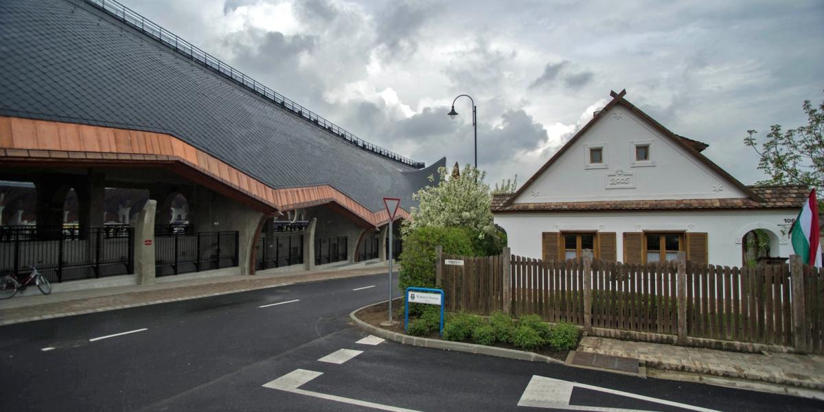 Orbán Viktor felcsúti háza – a stadionnal szemben – nem közpénzből épült FOTÓ: NÉPSZAVA