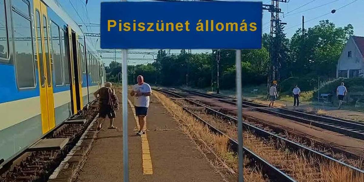 Szabadbattyán, sárga-jelzés. Az elővárosi motorvonatok mellékhelyiségének a kapacitását nem a balatoni viszonylatra tervezték. Vagy csak a kommunista bagázs szabotálta el a Napfürdő Expressz menetrendet előre megfontolt dinnyére sörözéssel 