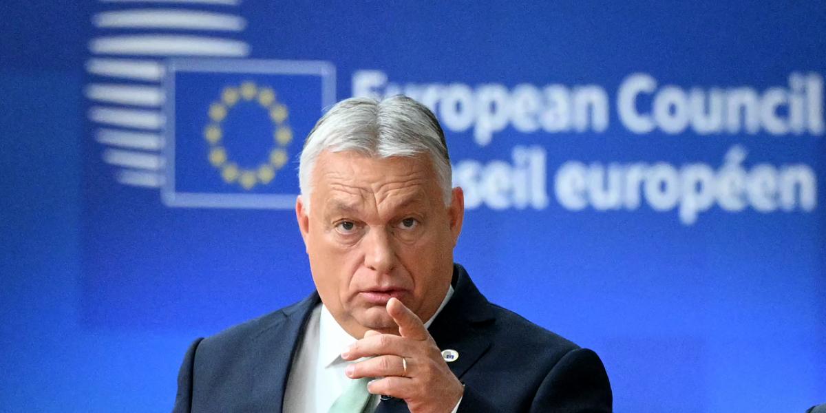 Videóhívásában Volodimir Zelenszkij ukrán elnök is azt kérte az uniós vezetőktől, nyissák meg a technikai szintű tárgyalásokat