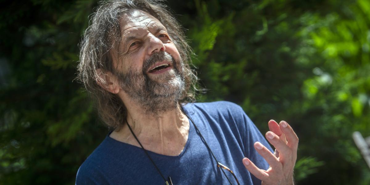 „Nem nagyon szeretnénk hasonlítani arra az országra, amiben most élünk, miközben szeretni akarjuk azt a helyet, ahol létezünk.”