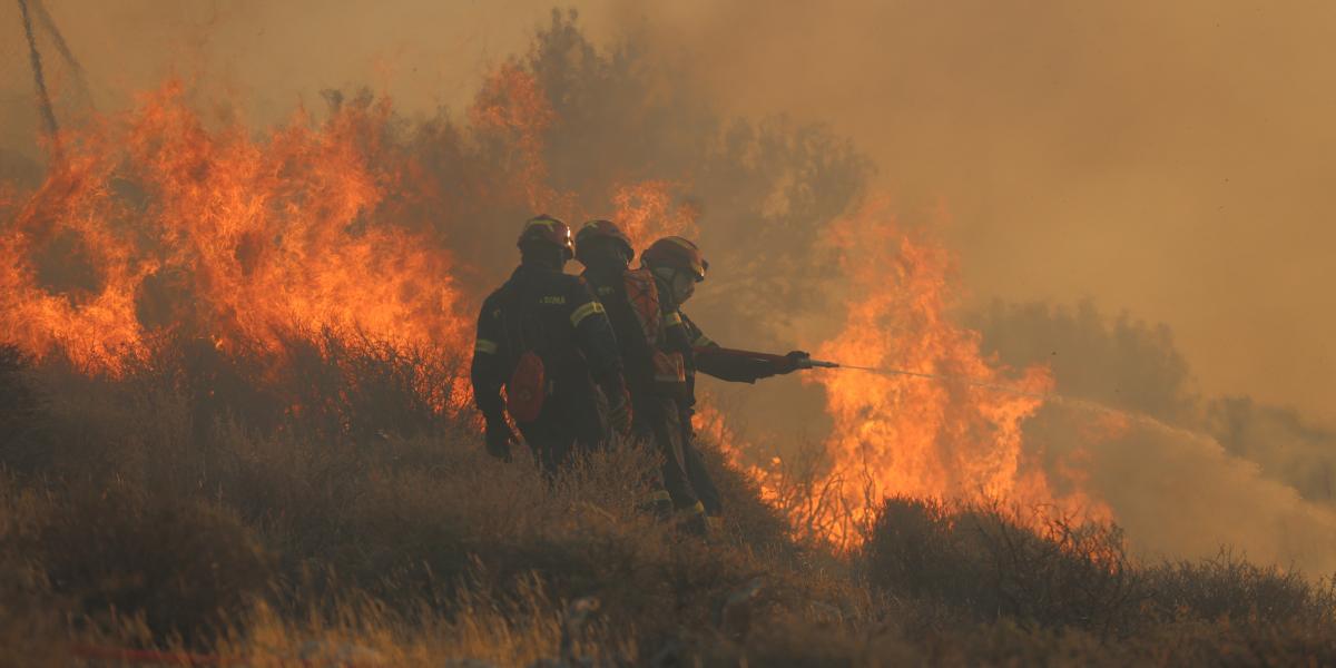 Küzdelem a lángokkal Krétán