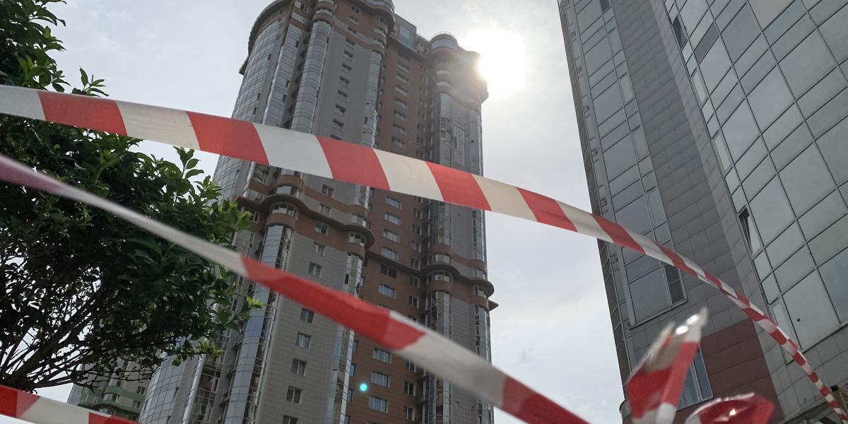 Moszkvai épület
ukrán dróntalálat
után. Mostantól
Oroszország
európai
területének nagy
részén és azon
belül az orosz
fővárosban senki
sem érezheti
magát biztonságban