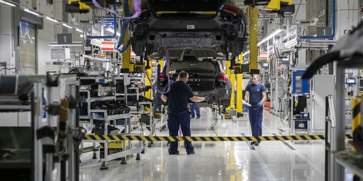 Az ipar, a mezőgazdaság most is visszahúzta a növekedési értékeket