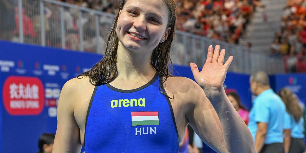 Molnár Dóra a 200 méteres hátúszás selejtezője után a szingapúri vizes világbajnokságon augusztus 1-jén 