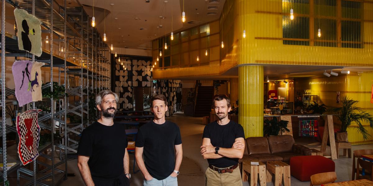 Molnár Szabolcs, Smiló Dávid és Csóka Attila Róbert építészek