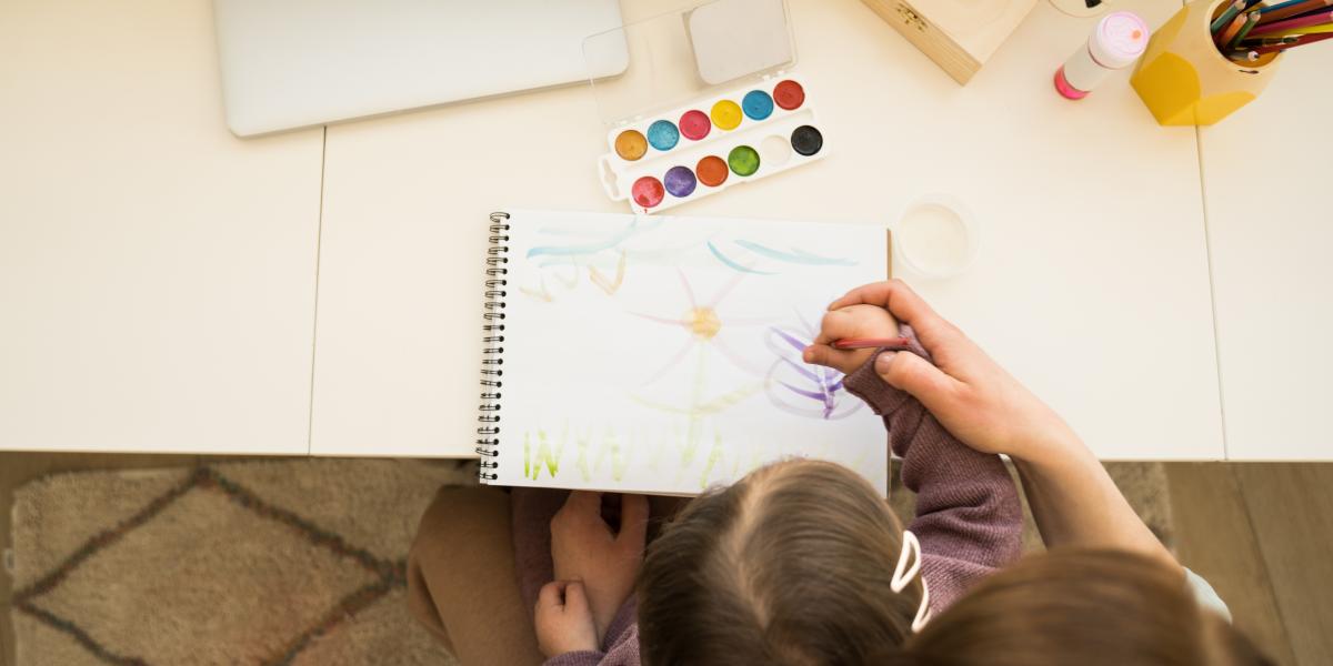 Panni rendszeresen járt fejlesztésre. Amikor kiderült az állapota, az anyja hétvégente elvitte magához. Pedig korábban felé sem nézett. (Képünk illusztráció)