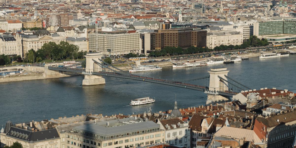 Látkép. A hónap végére az előre számítottak szerint 70 milliárd felett lesz a 80 milliárdra emelt folyószámlahitel-keret kihasználtsága