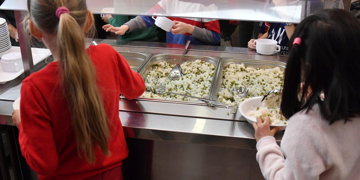 Az élelmiszer-­infláció az idén is kiemelkedő, a menzai ebédet nehéz előre beárazni