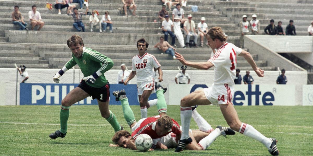 A magyar játékosok csak lézengtek
a pályán az 1986-os vb-n a szovjetek
elleni, 0-6-ra végződő mérkőzésen