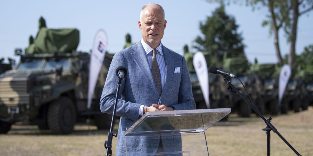 Szalay-Bobrovniczky Kristóf honvédelmi miniszter.