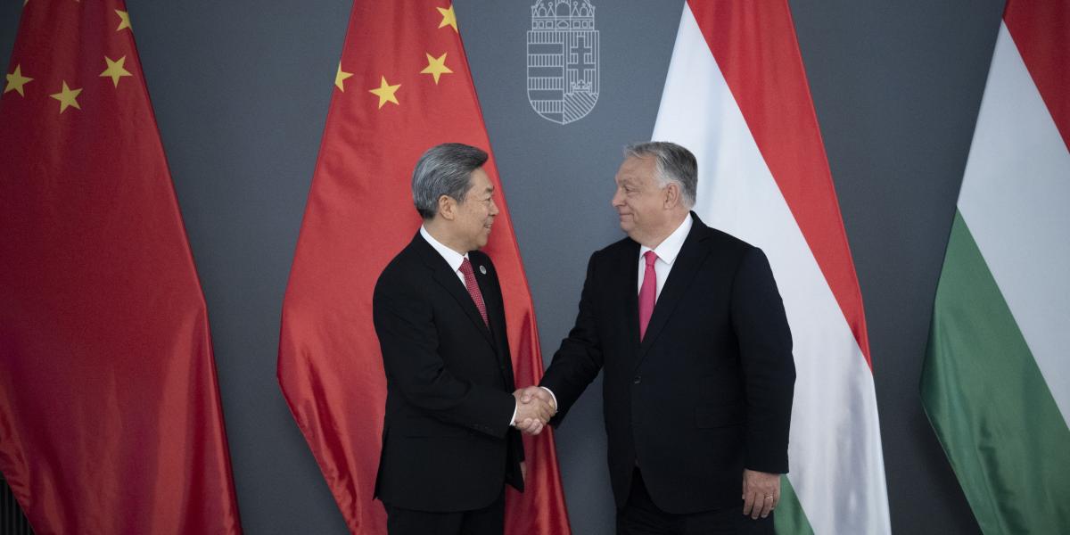 Orbán Viktor miniszterelnök fogadja Csen Ven-csinget, a Kínai Kommunista Párt Központi Politikai és Jogi Bizottságának titkárát a Karmelita kolostorban