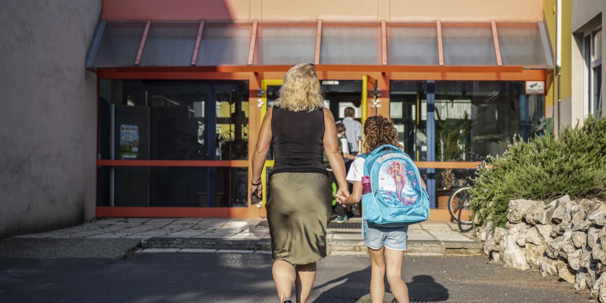 Szülői segítség nélkül nehezen veszik fel az iskolai ritmust a gyerekek