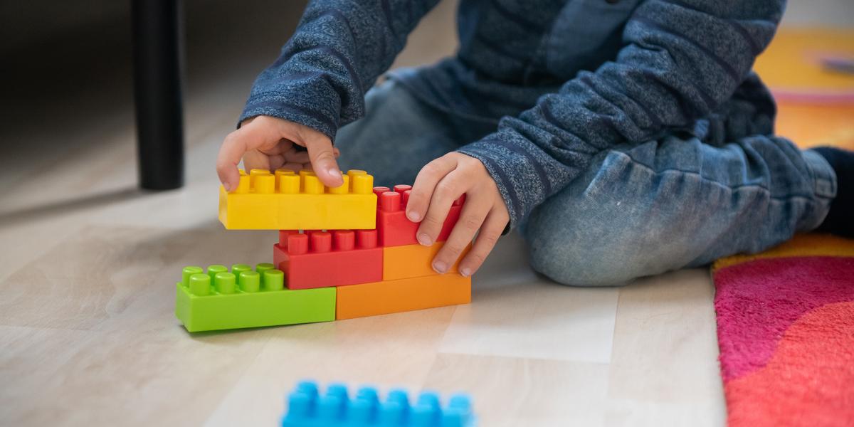 Egymásra rakódnak a problémák, és sorra merülnek fel kételyek a gyermekvédelmi rendszer megfelelő működésével kapcsolatban