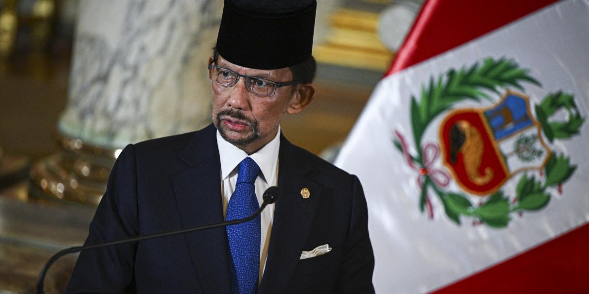 Hassanal Bolkiah egy korábbi felvételen