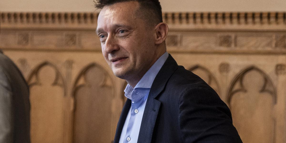 Rogán Antal szerint egy jó kampánnyal övék lesz a többség