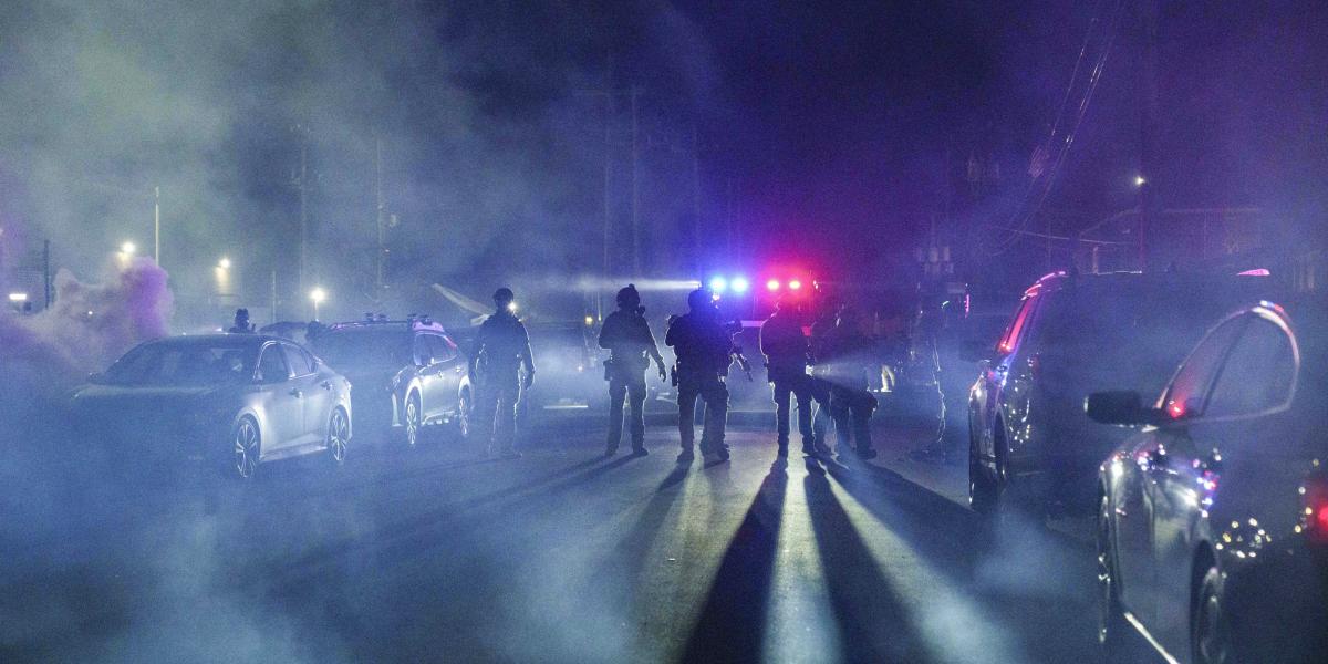 Chicagóban paprikasprét és könnygázt is bevetett az ICE a helyi létesítményükhöz szervezett demonstráció feloszlatására