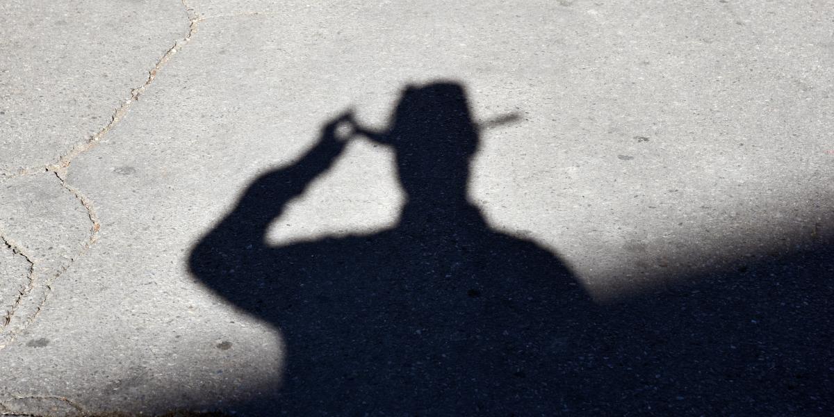 A tanár úr
akkoriban feltűnő,
mert nem
divatos, széles
karimájú kalapot
viselt