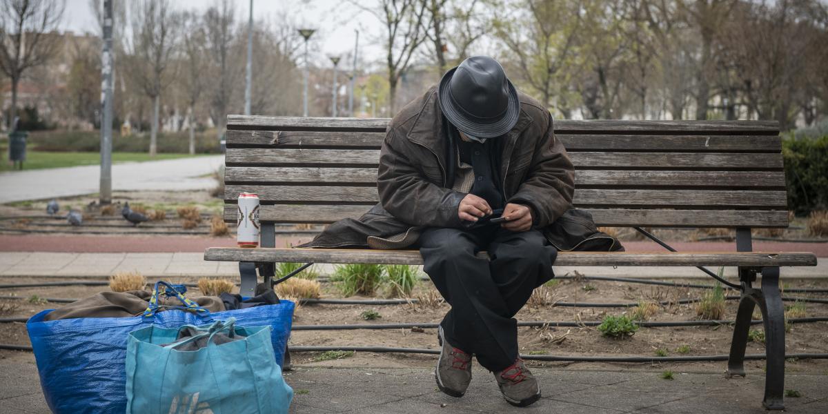 Kit érdekel, mi
lesz az utcára
került emberekkel,
a hajléktalanokkal?