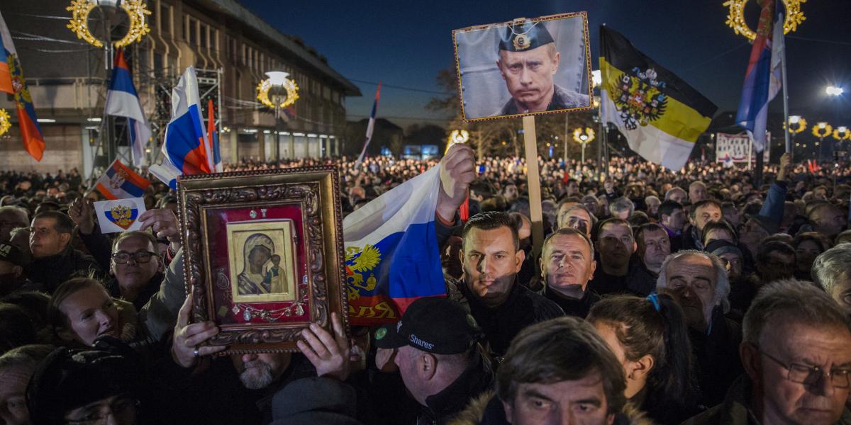 Egy kruševaci tanárnő arról számolt be, hogy meg kellett jelenjen az ünneplő tömegben, amely 2019-ben Vlagyimir Putyint fogadta belgrádi látogatásakor